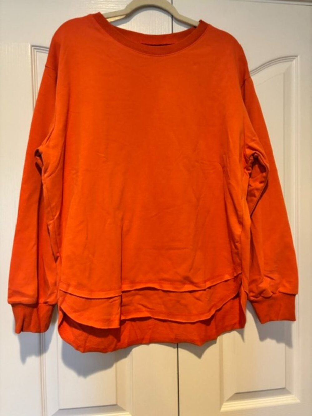 Dokotoo Women's Casual Crew Neck Sweatshirt Loose Soft Long Sleeve Pullover Tops
